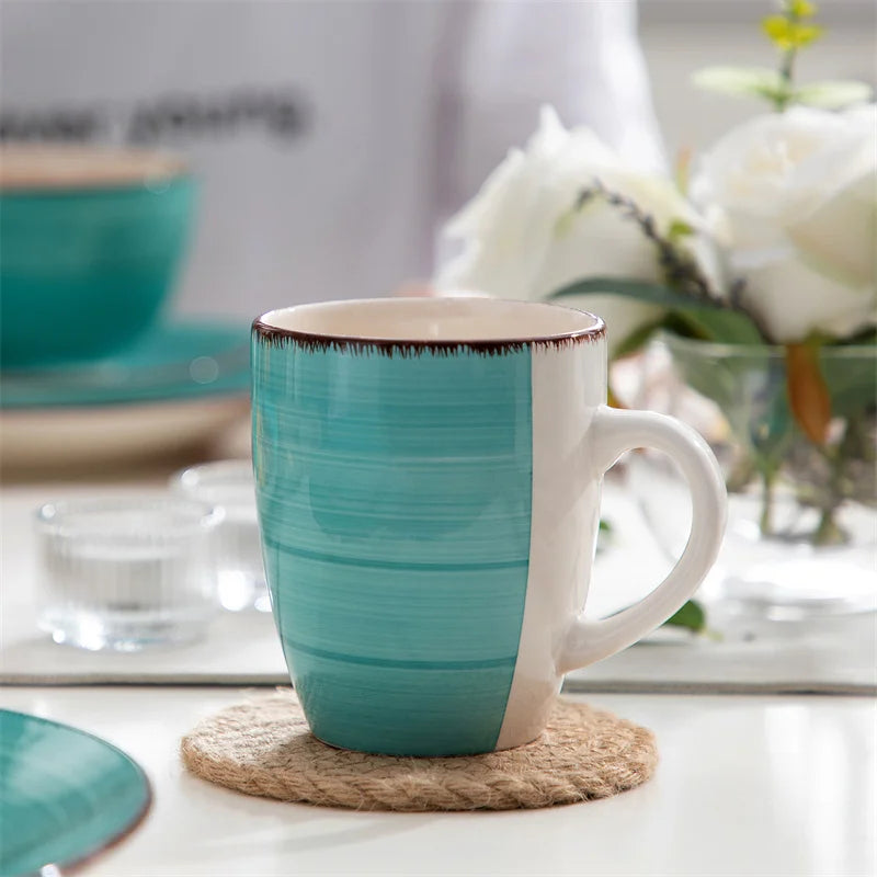 16Pc Ceramic Vintage Dinnerware Set