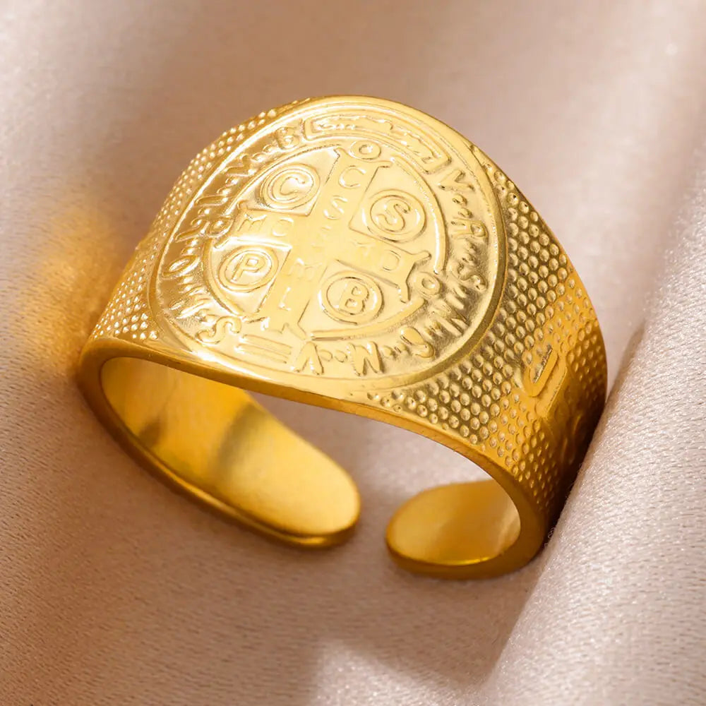 Vintage Women's Accessory Gifts
