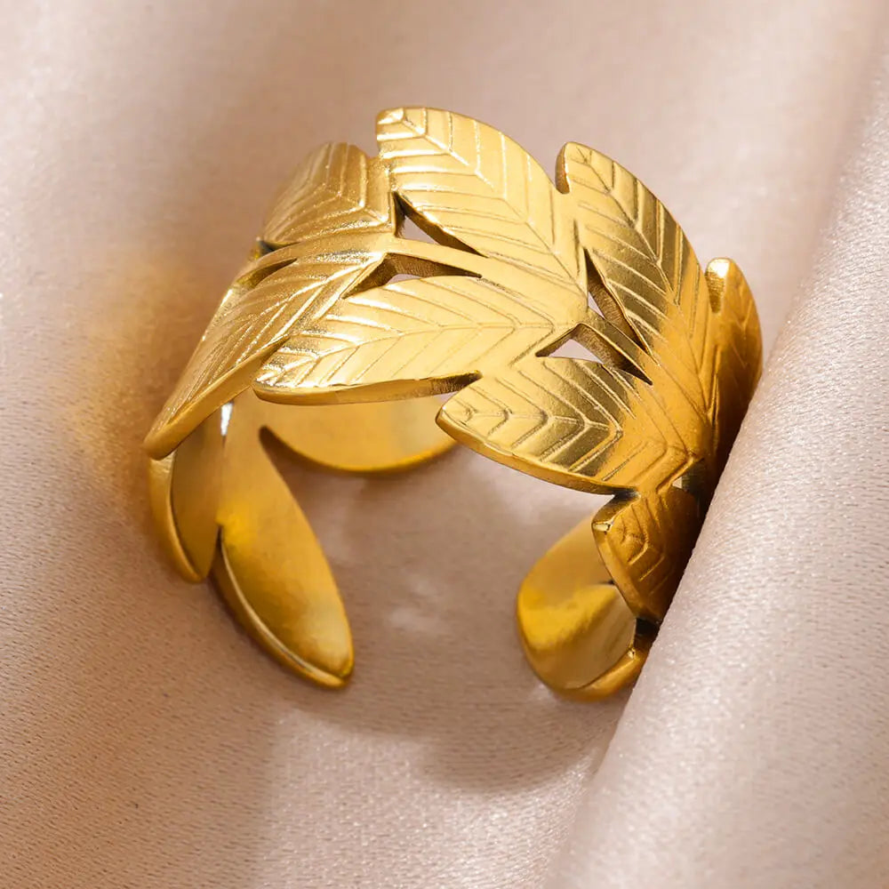 Vintage Women's Accessory Gifts