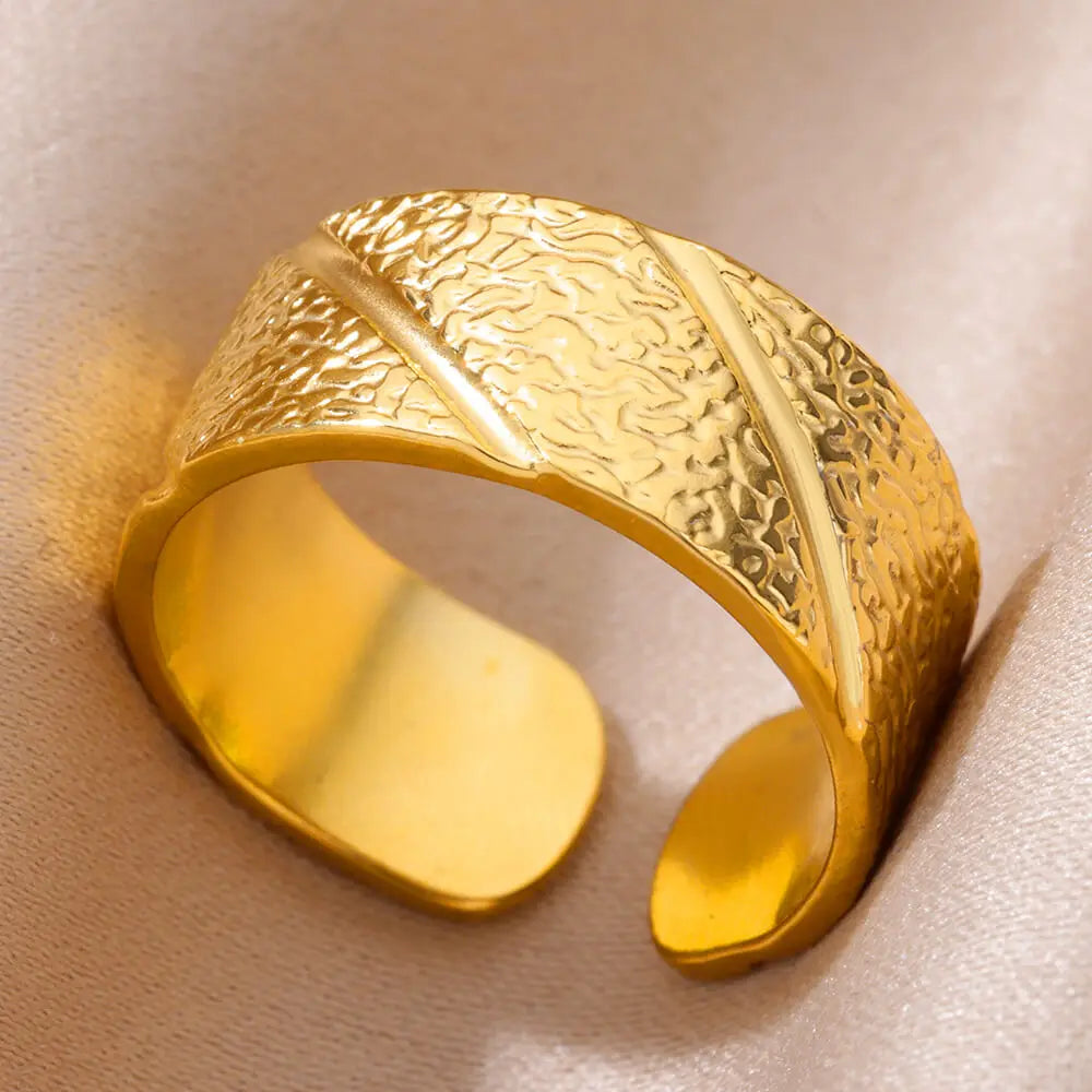 Vintage Women's Accessory Gifts