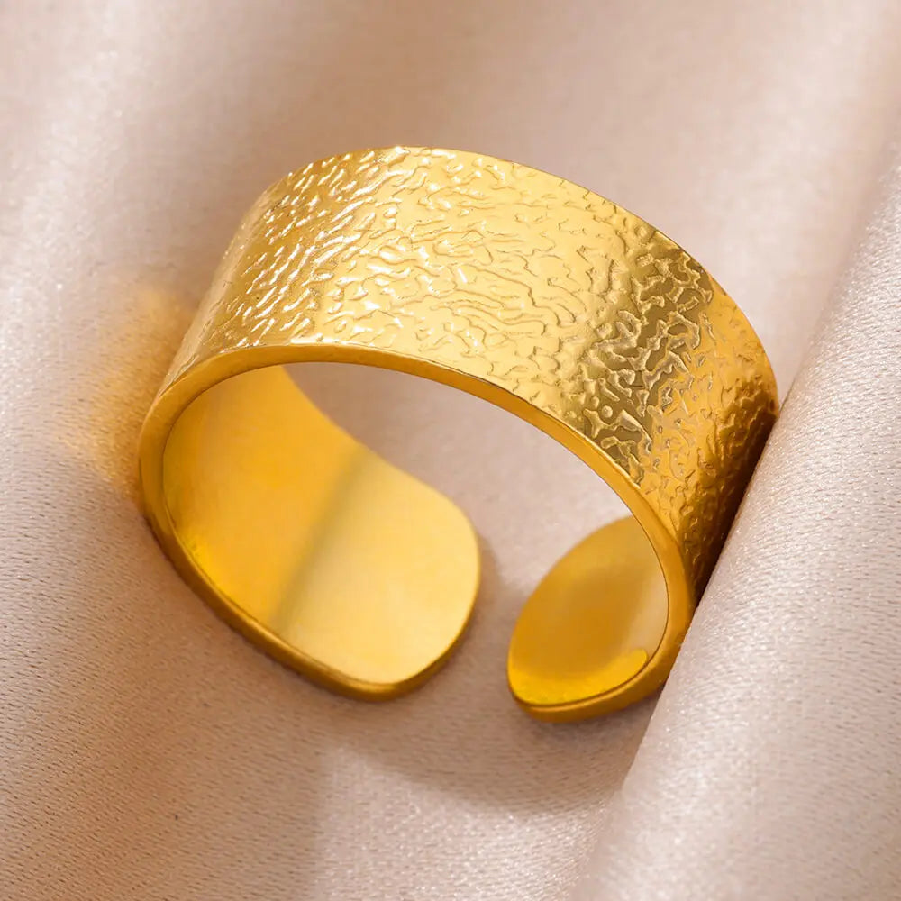Vintage Women's Accessory Gifts